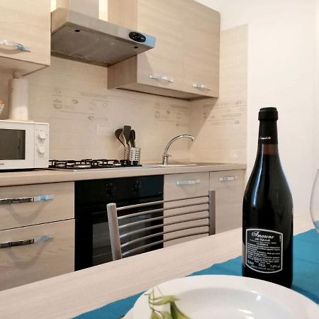 Appartamento Aida - Near The Center With Private Parking E Ac Como Exterior foto