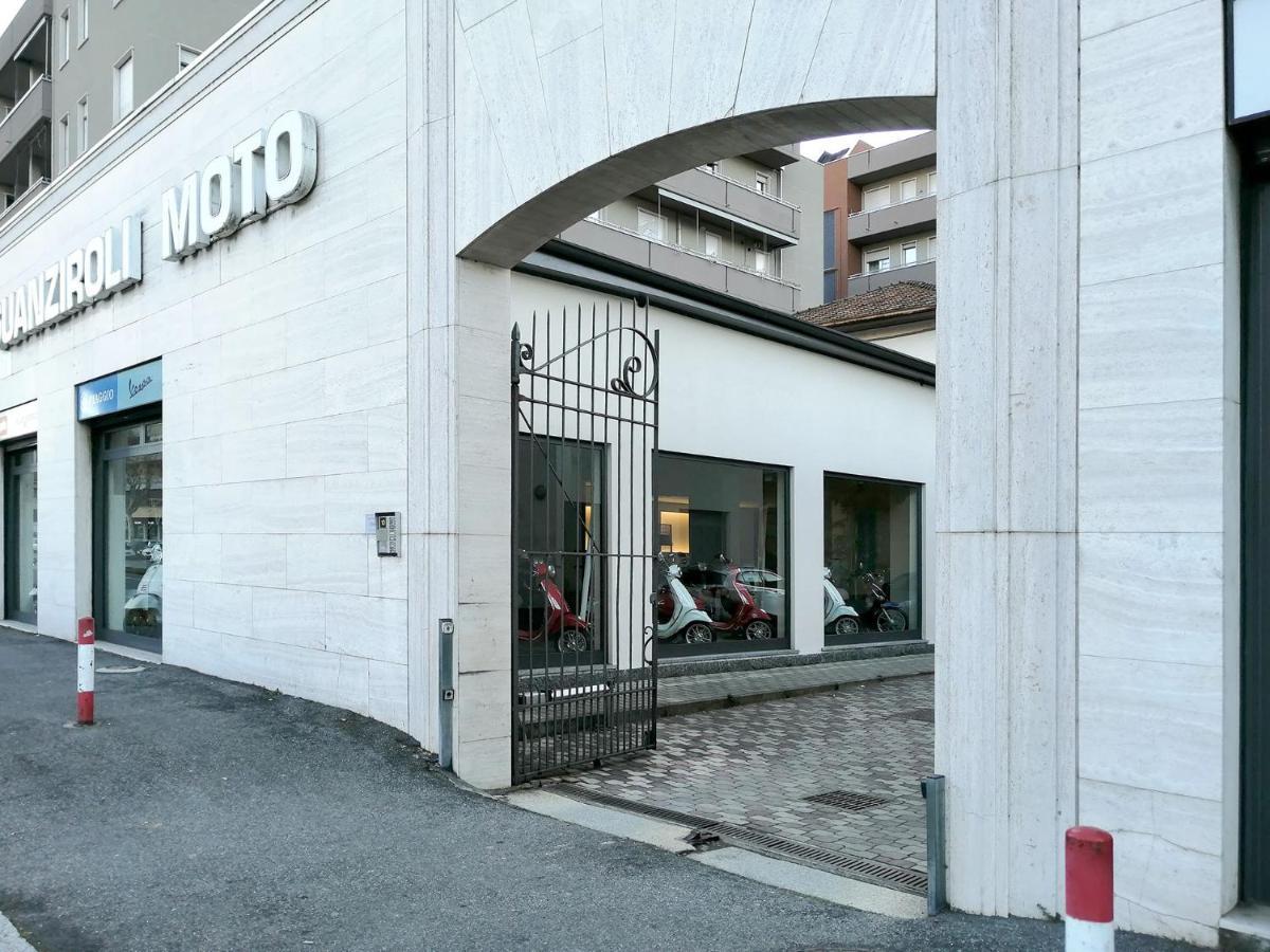 Appartamento Aida - Near The Center With Private Parking E Ac Como Exterior foto