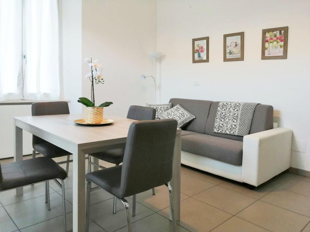 Appartamento Aida - Near The Center With Private Parking E Ac Como Exterior foto