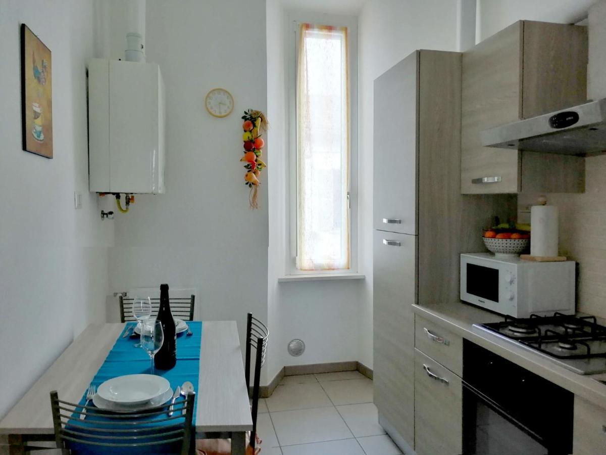 Appartamento Aida - Near The Center With Private Parking E Ac Como Exterior foto